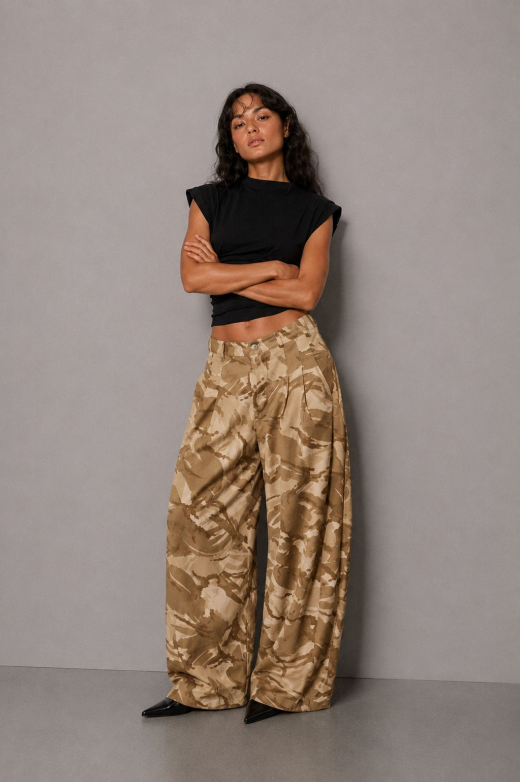 CAMO BARREL TROUSER
