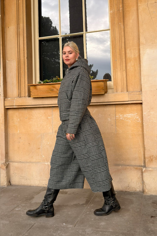 GREY WOOL CROPPED TROUSERS