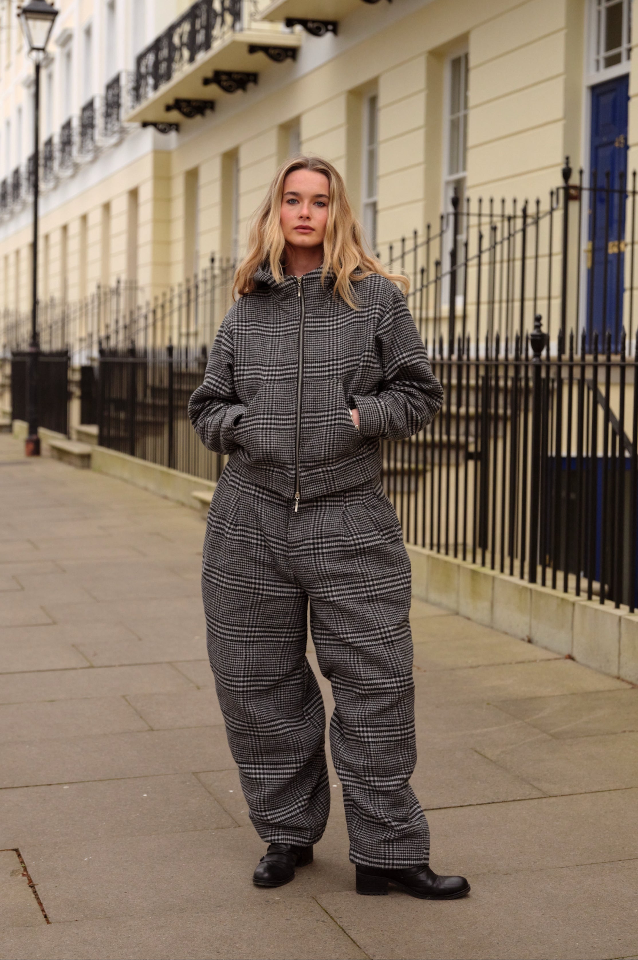 GREY WOOL BARREL TROUSERS