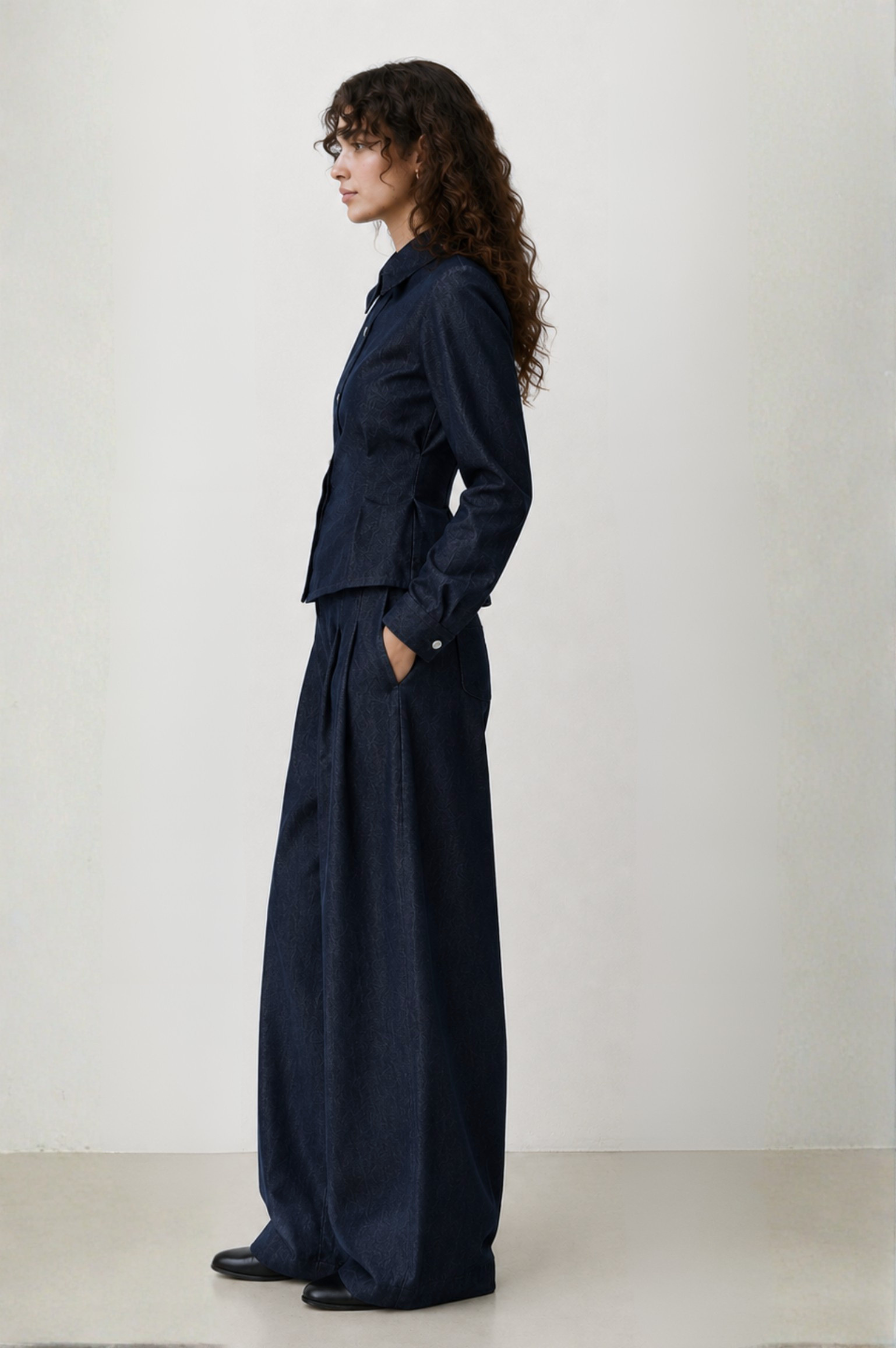 MID BLUE DENIM ASYMMETRIC SHIRT