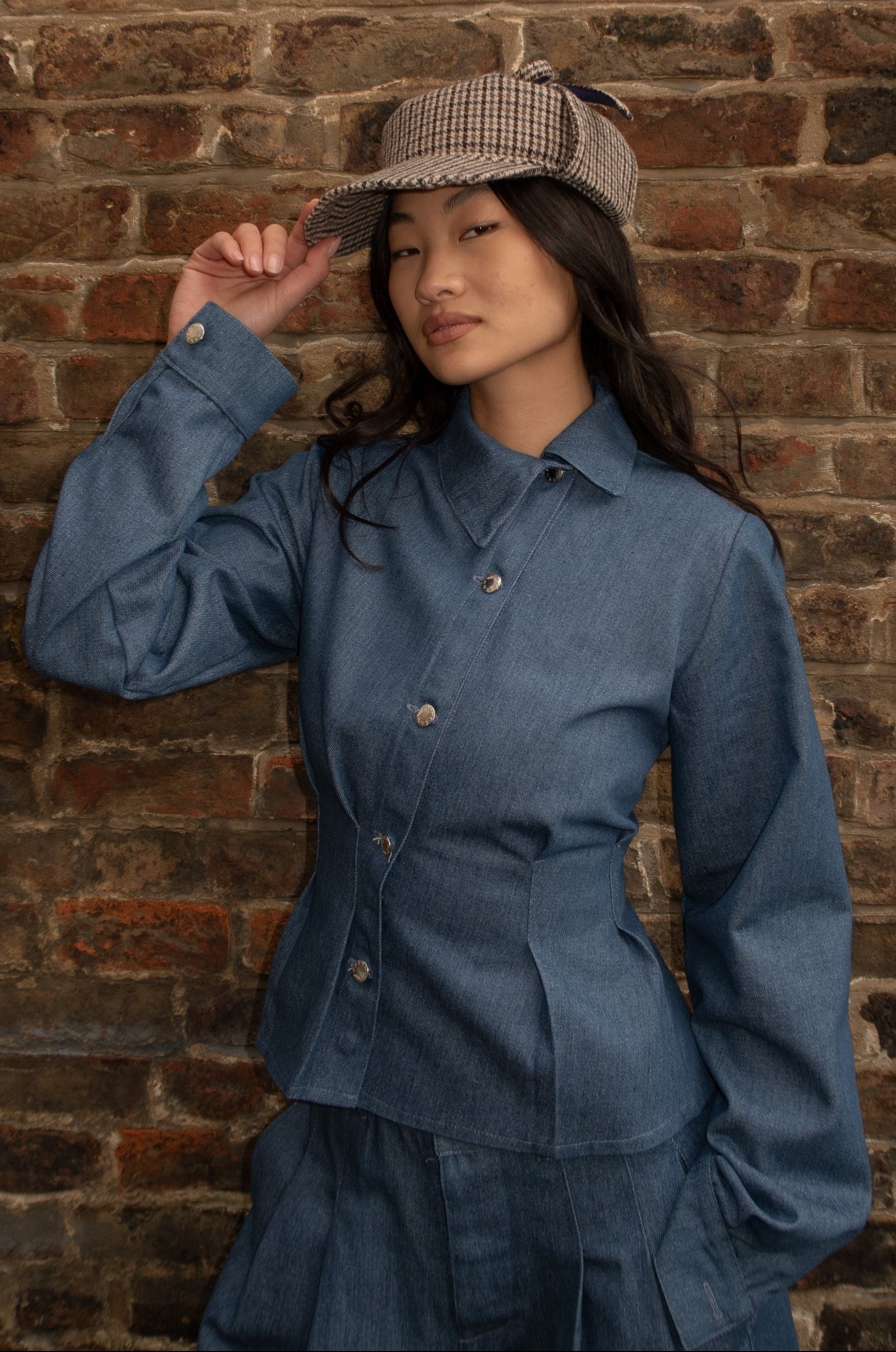 LIGHT WASH BLUE ASYMMETRIC SHIRT