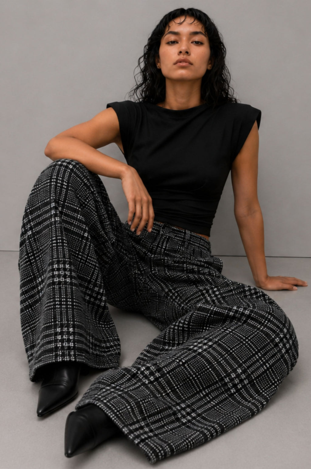 ASYMMETRIC TEE