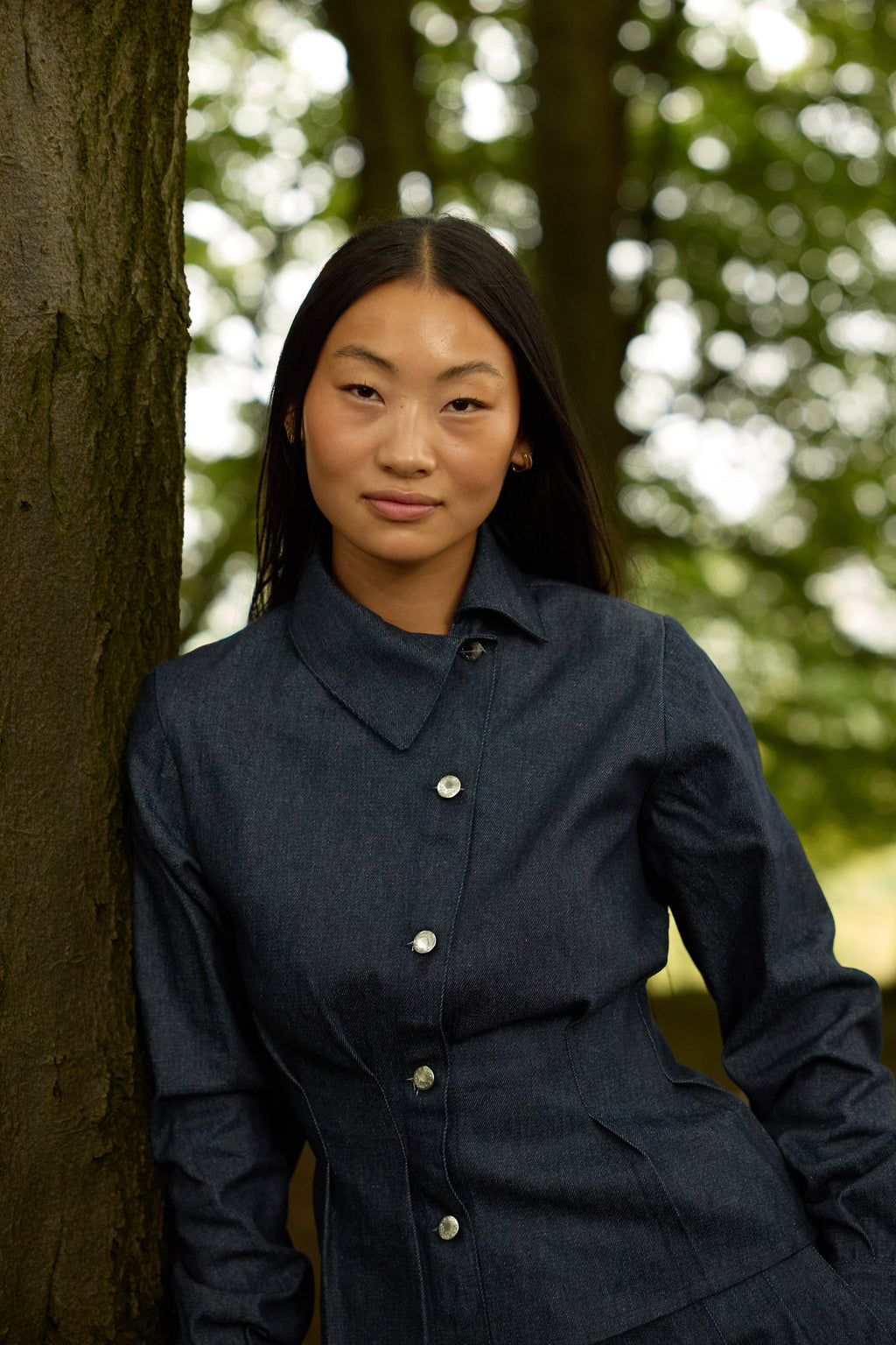 MID BLUE DENIM ASYMMETRIC SHIRT