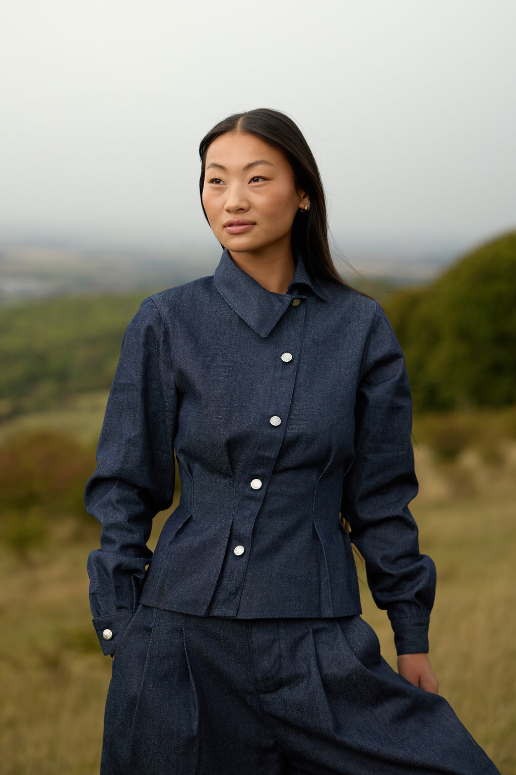 MID BLUE DENIM ASYMMETRIC SHIRT