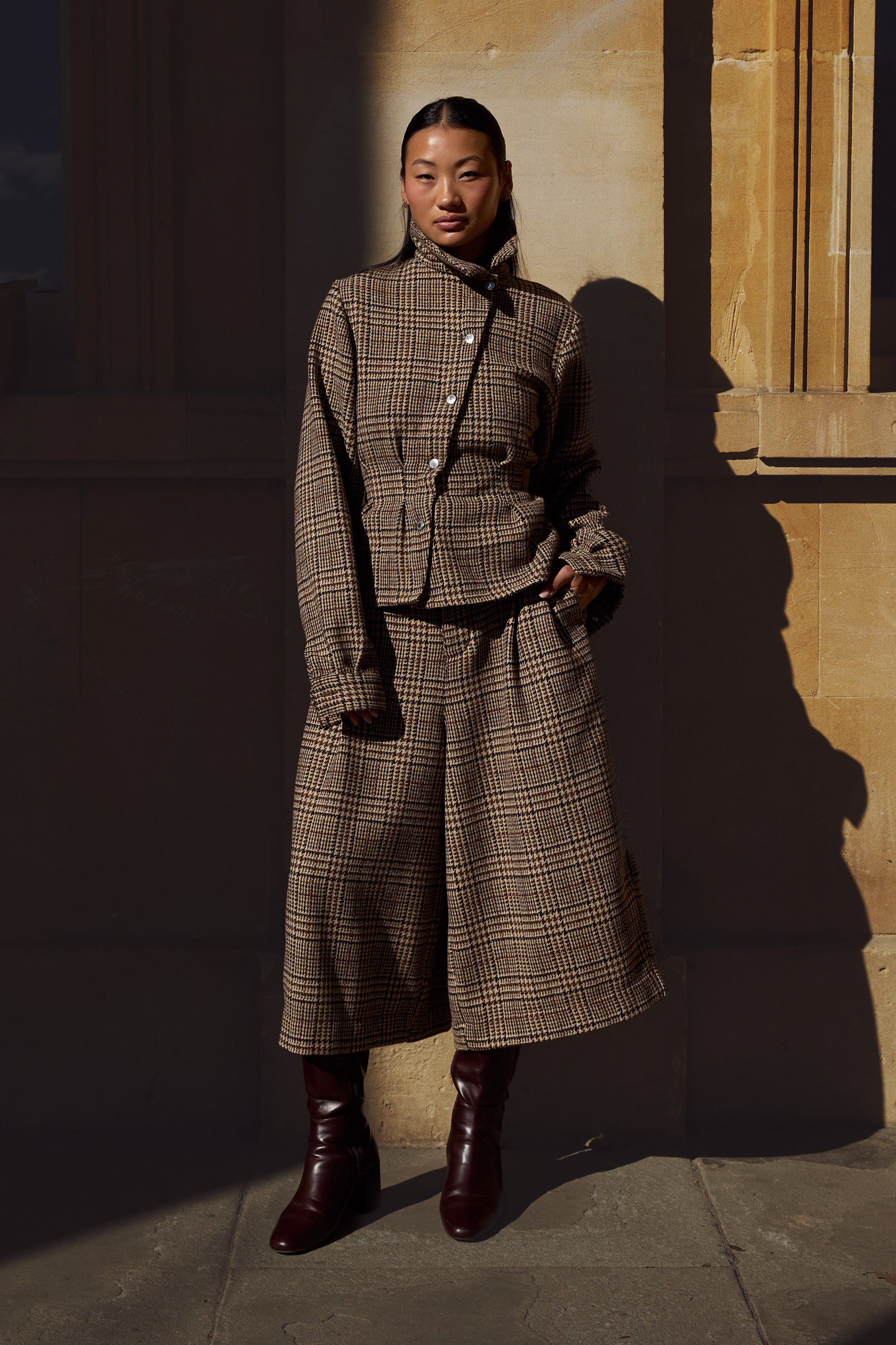 WOOL CROPPED TROUSER