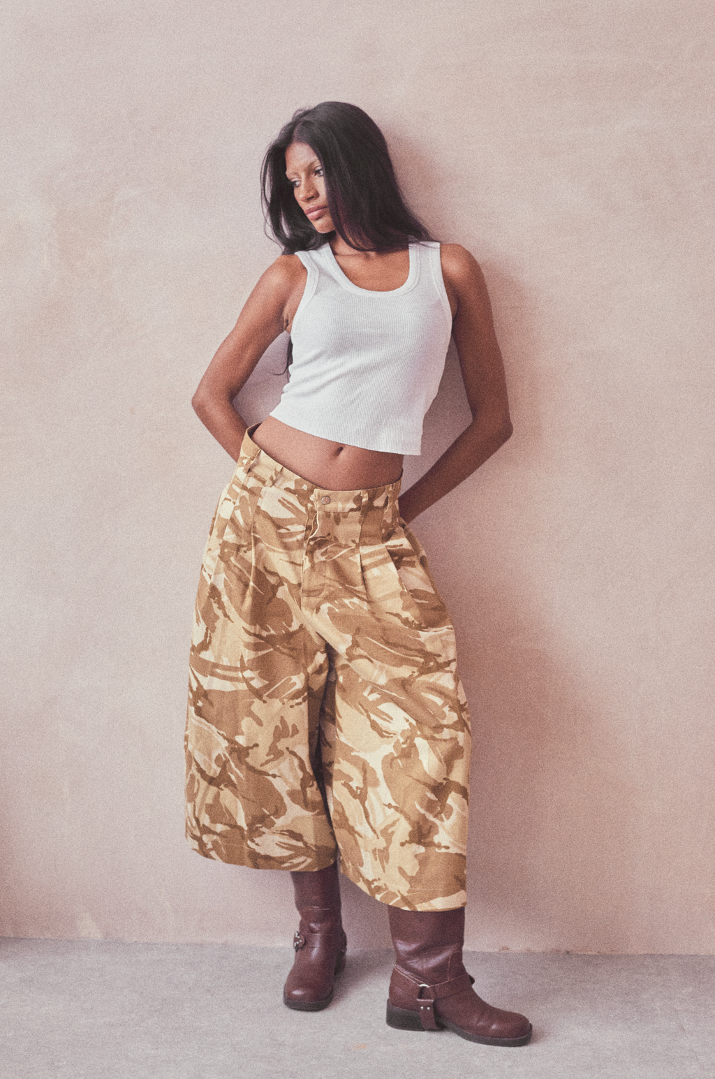 CAMO CROPPED TROUSER