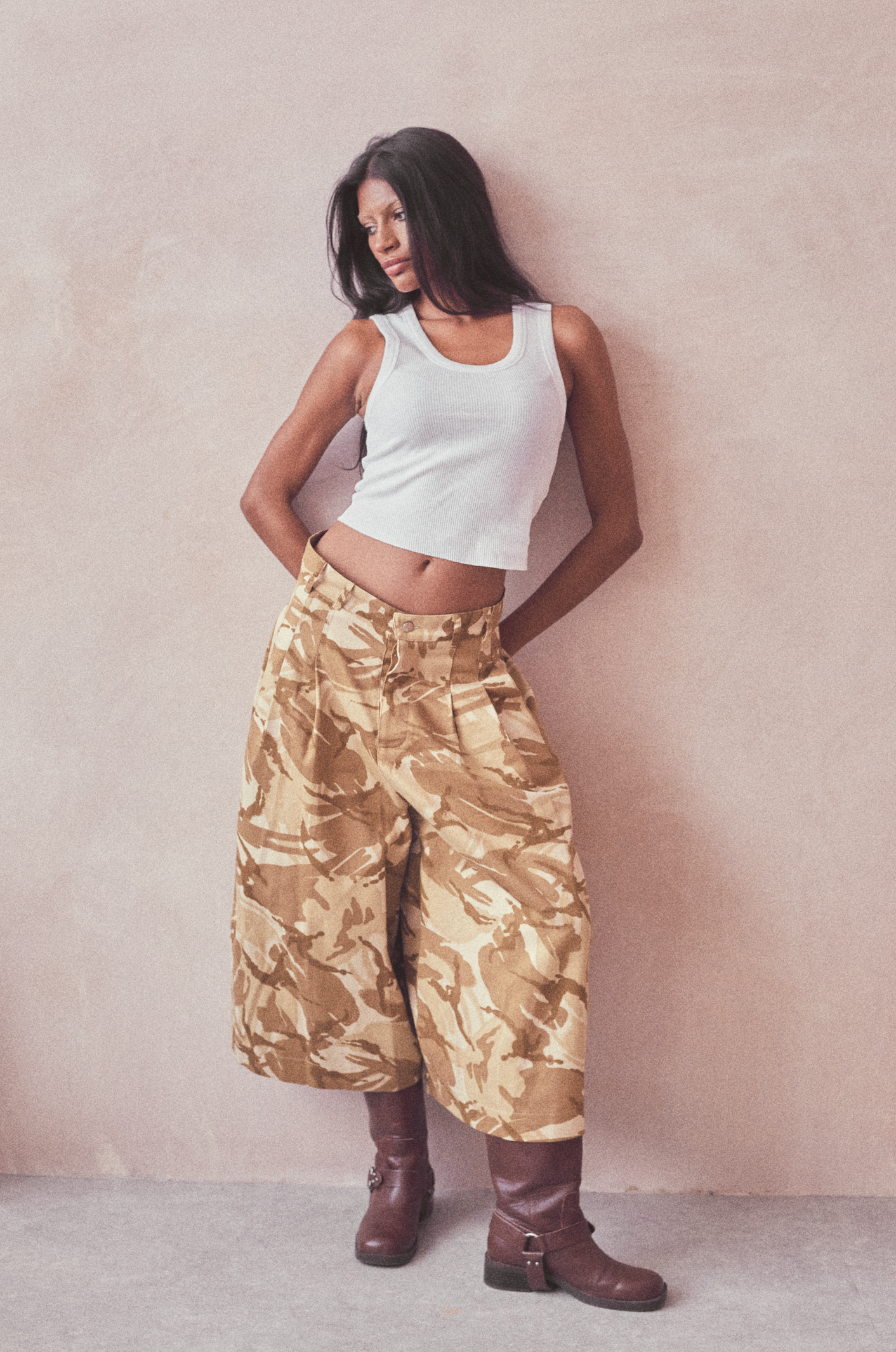 CAMO CROPPED TROUSER
